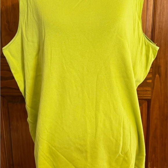 CJ Banks 3 X Womens sleeveless top. Lime green pre-owned EUC. Nice staple piece. - Picture 4 of 4